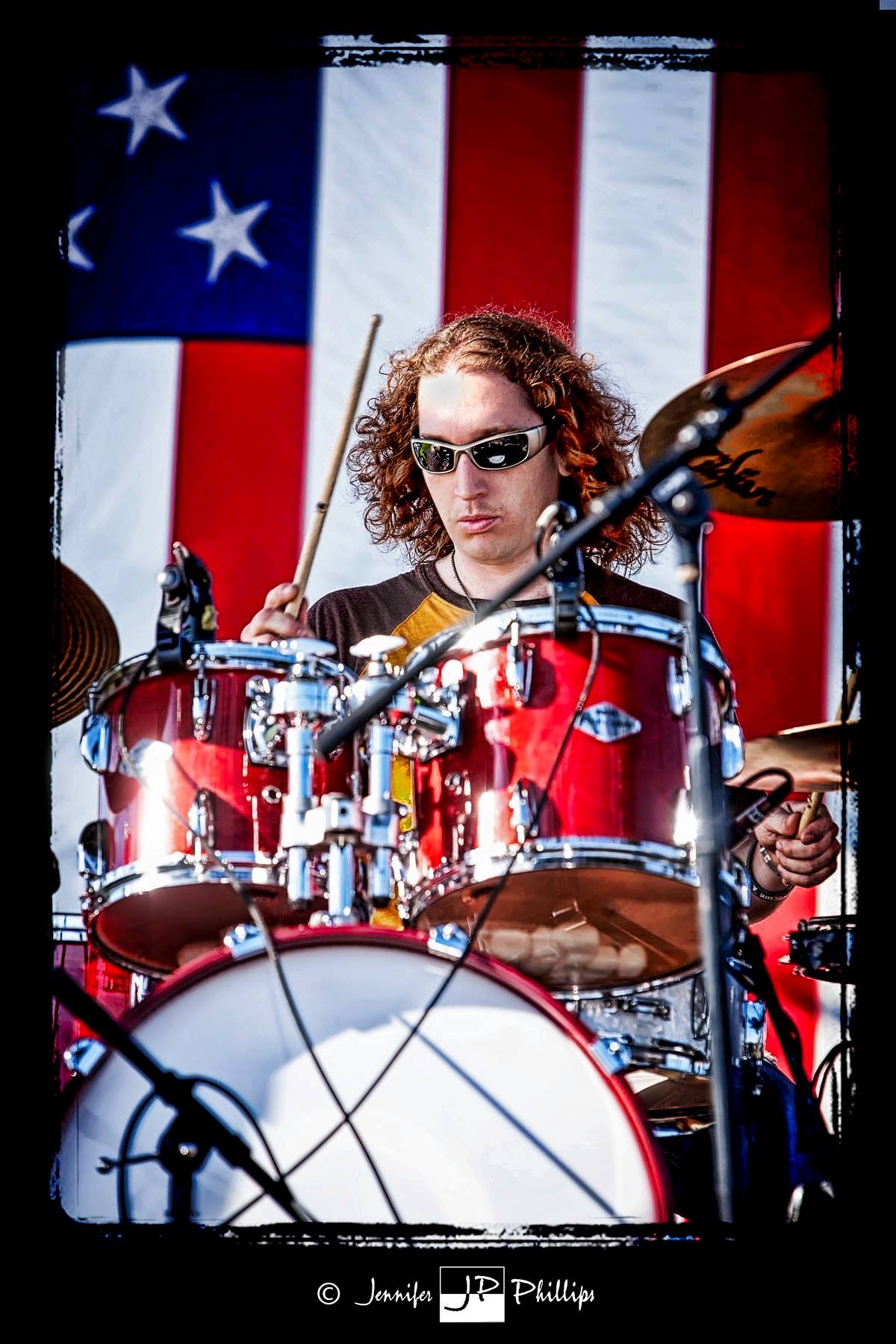 Behind the kit — American flag backdrop